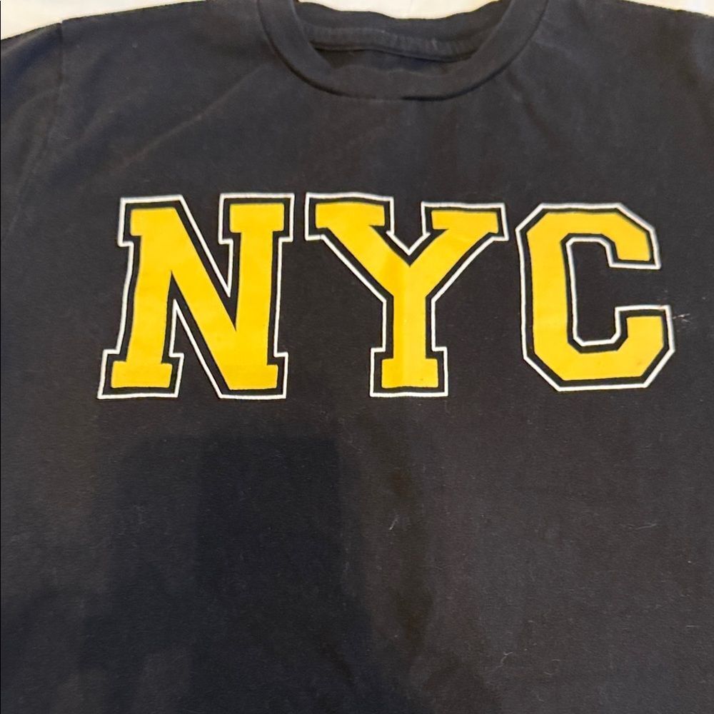 Black and Yellow NYC Boys Forever 21 T-Shirt 12 - Picture 3 of 4